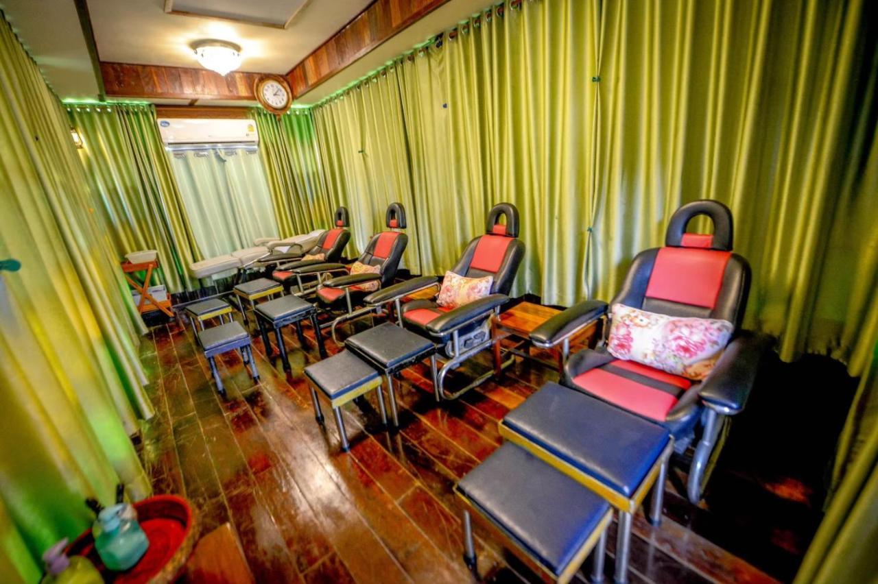 Mrk Resort & Massage Лопбури Экстерьер фото