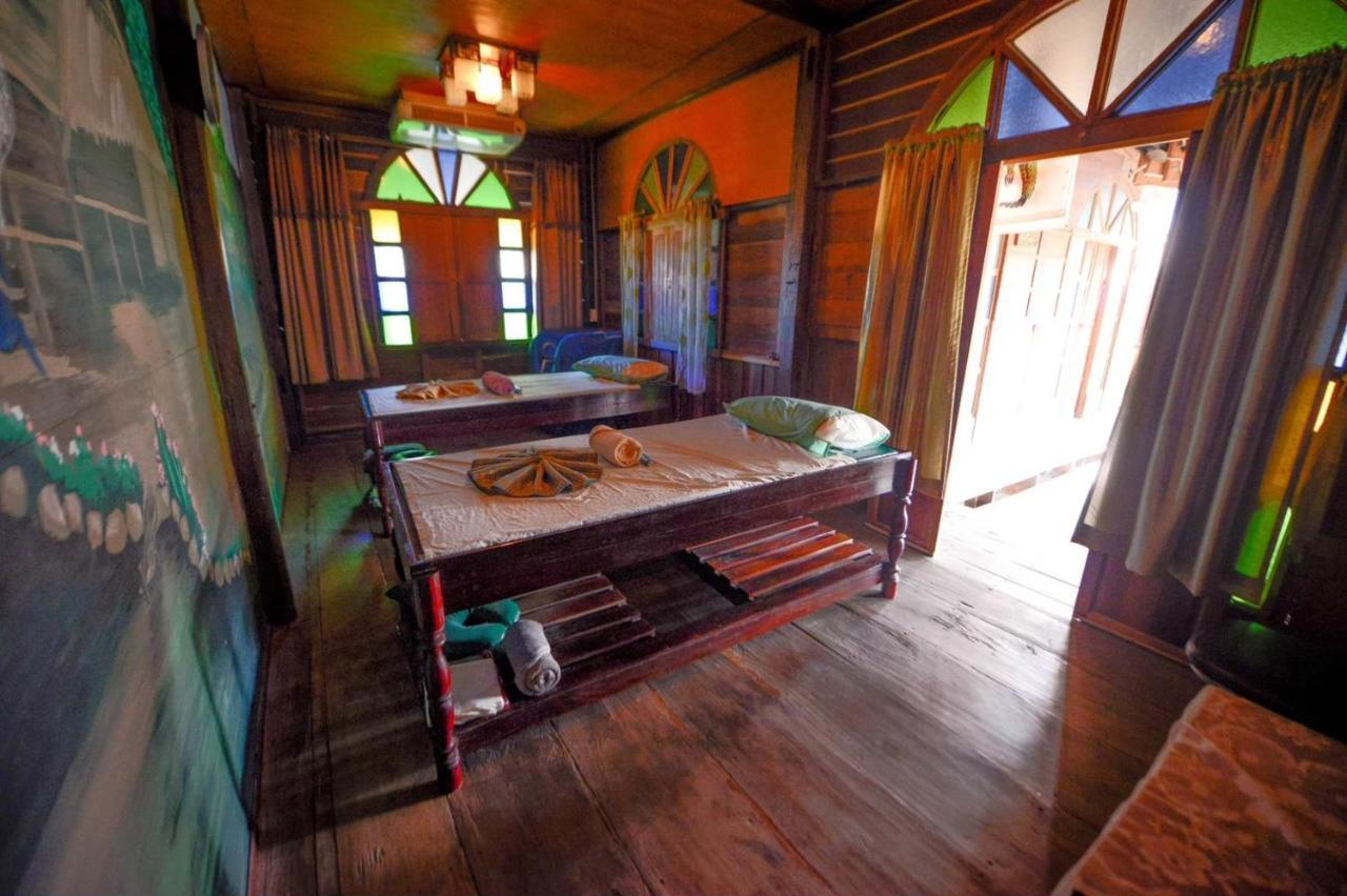 Mrk Resort & Massage Лопбури Экстерьер фото