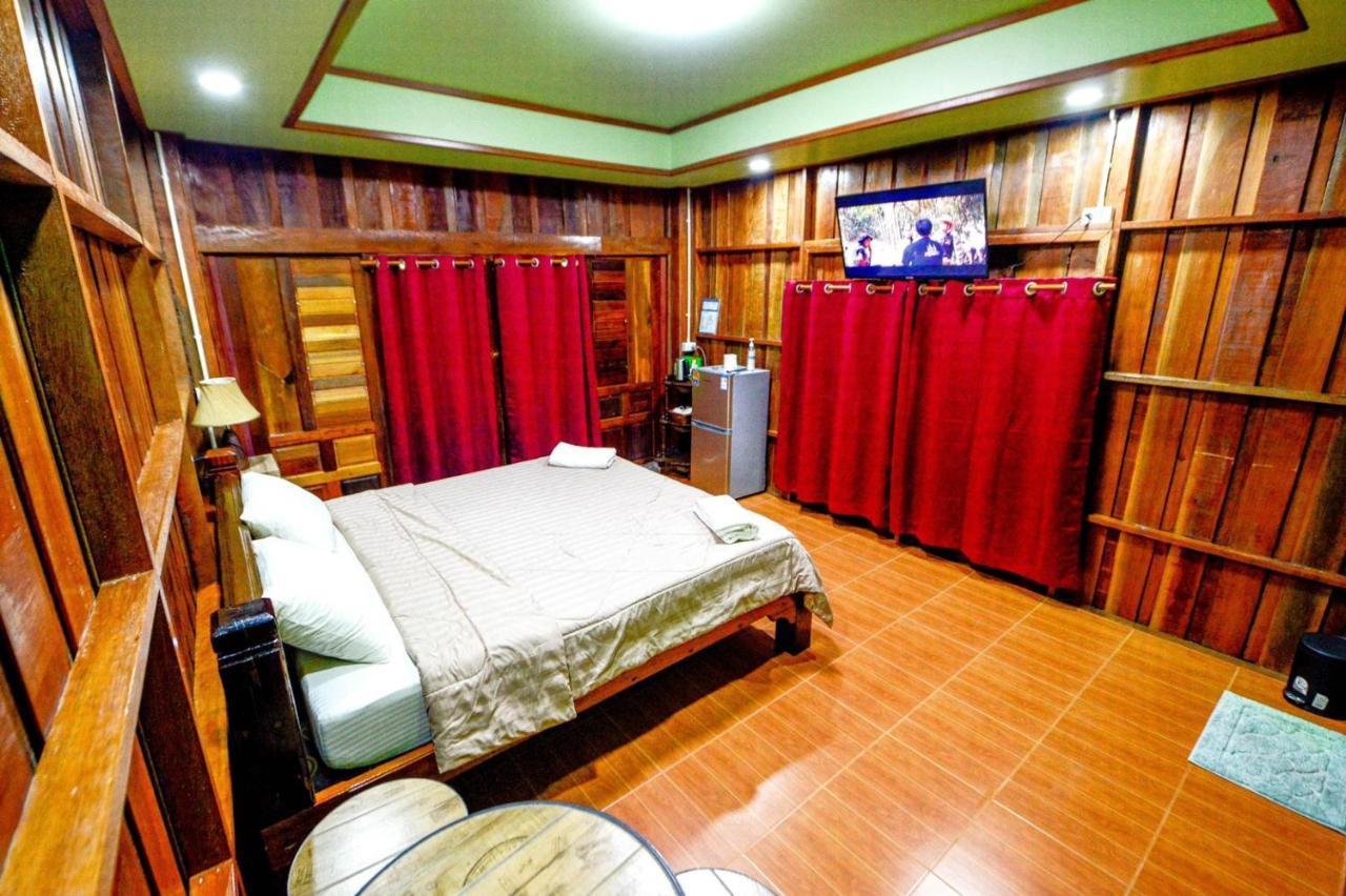 Mrk Resort & Massage Лопбури Экстерьер фото