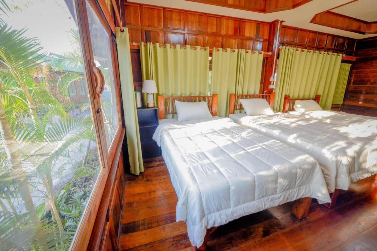 Mrk Resort & Massage Лопбури Экстерьер фото